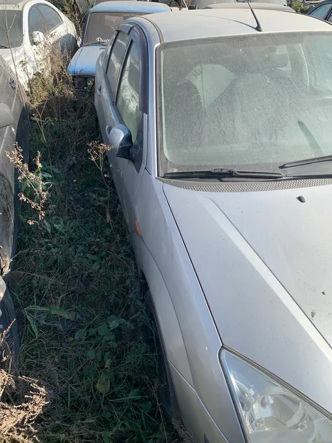 Автомобиль Ford Focus г/н А986ВУ174, г.в. 2004, VIN X9FFXXEEDF4R28990, цвет серебристый