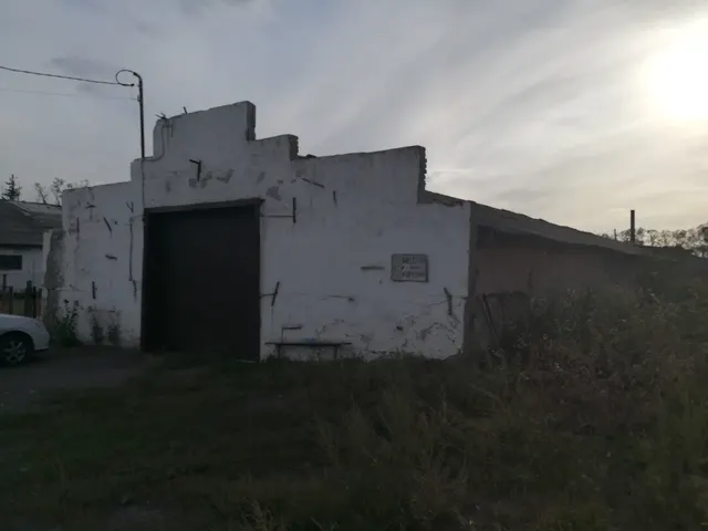 Нежилое здание площадью 635,3 кв.м., кадастровый номер 55:18:130108:741