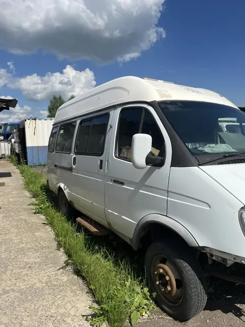 Грузовой фургон 32214, 2008 г.в., г/н К900МТ24, VIN X9N32214080002177, цвет белый. Идентификационные номера не сверялись, рабочее состояние не проверялось, в наличии ключ, документы отсутствуют. Должник ООО «КОНТИНЕНТ». Обременения: Залог, запреты на рег. действия. Начальная цена 250000,00 руб. Задаток 38000,00 руб. (пор. 2396)