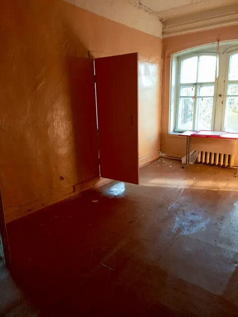 Имущество, находящееся в собственности Ярославской области, расположенное по адресу: Ярославская область, р-н Борисоглебский, с. Высоково (Высоковская с/а), ул. Центральная, д. 18