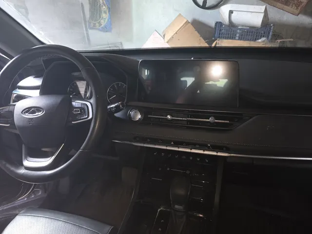 Должник Морозов Роман Владимирович. Автомобиль универсал CHERY TIGGO 4 PRO, 2024 г.в., г/н С080ВХ180, серого цвета, VIN: LVVDB21B4RD122296, номер кузова (прицепа) LVVDB21B4RD122296, номер двигателя APRB00585, пробег: около 75 т. км., объём двигателя: 1,5 см/куб, мощность двигателя: 113 л.с., имеются повреждения (вмятина) в задней части кузова. Нач. цена: 1099997 руб. Задаток: 165 000 руб.