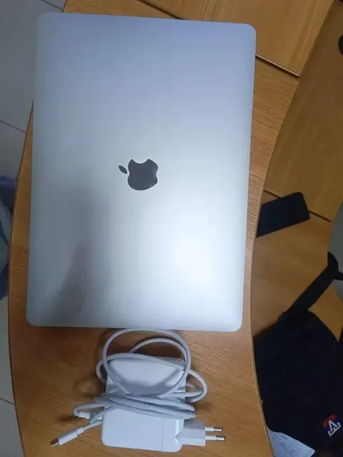 Ноутбук MacBook Air М1 2020