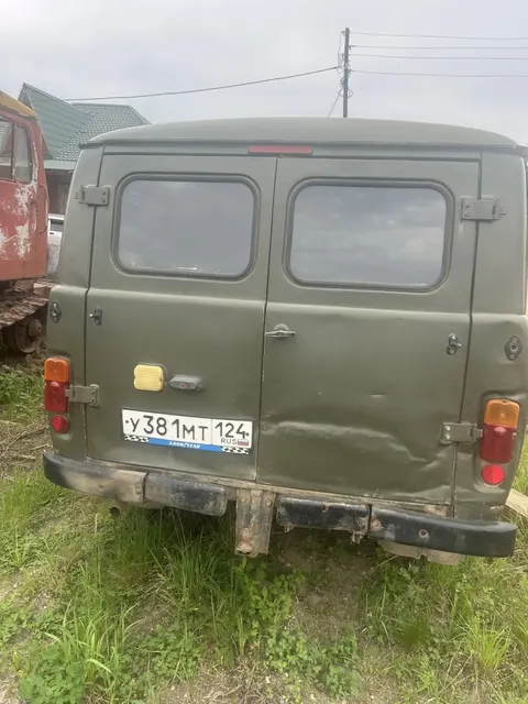 Грузовой фургон УАЗ 390995, 2015г.в., г/н У381МТ124, VIN XТТ390995F1219772, номер кузова XТТ390995F1219772, номер шасси 374100F0467383, номер двигателя F3030894, цвет зеленый. Начальная цена продажи 494 600 руб. Задаток 74200 руб.