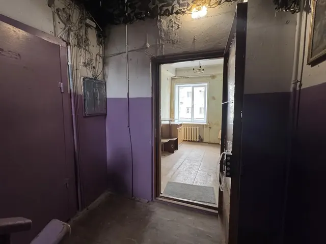 Право на заключение договора аренды объекта муниципальной казны: нежилого помещения с кадастровым номером 45:25:070309:3660 площадью 10,7 кв.м, расположенного по адресу: г. Курган, ул. Комсомольская, д. 20