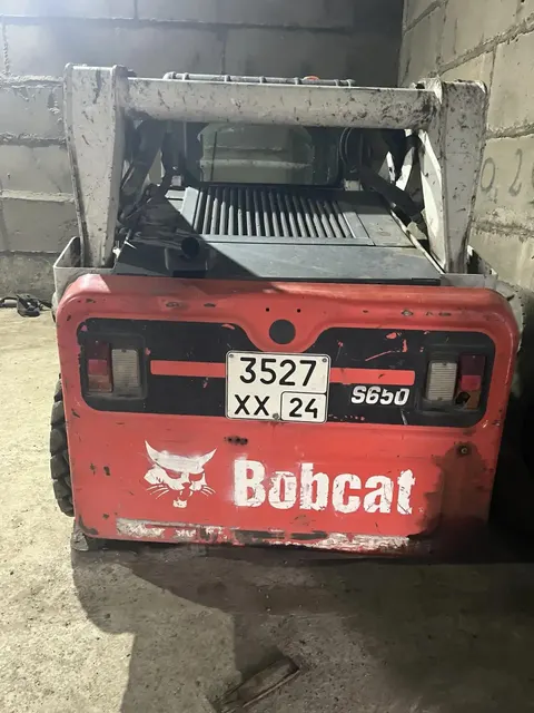 (повторные торги) Погрузчик Bobcat S650, 2017 г.в., г/н 3527ХХ24, заводской № А3NW14240, цвет комбинированный. В рабочем состоянии. Должник ООО «ПромСтрой». Обременения: Арест, запреты на рег. действия. Начальная цена продажи 5012132,10 руб., в т.ч. НДС 903827,10 руб. Задаток 752000,00 руб. (пор. 1678)