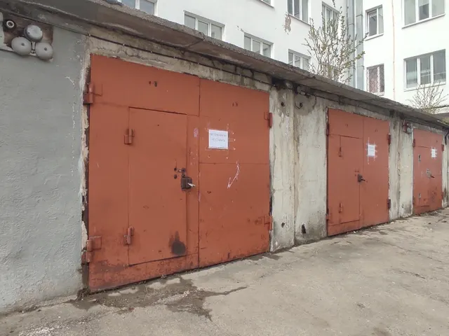 Гараж, РНФИ П13500000176, кадастровый номер 49:09:030116:74,  площадью 58,8 кв.м., по адресу: Магаданская область, г Магадан, ул Пролетарская, д 11