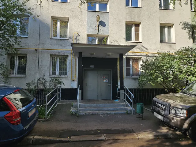 Продажа имущества, находящегося в собственности города Москвы: жилое помещение по адресу: г. Москва, ул. Куусинена, д. 4А, к. 5, кв. 622 (этаж №1) общей площадью 83,3 кв.м, кадастровый номер 77:09:0005006:2009