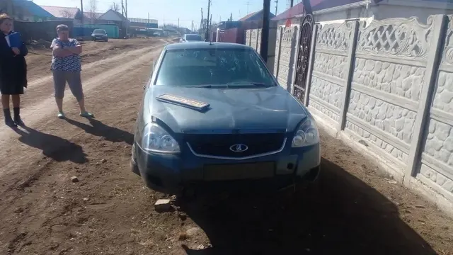 А/м Лада Приора, гос. № А043НХ30, 2010 г/в, VIN XTA217030B0275293, ключи от тс (частично разукомплектована). 1 шт