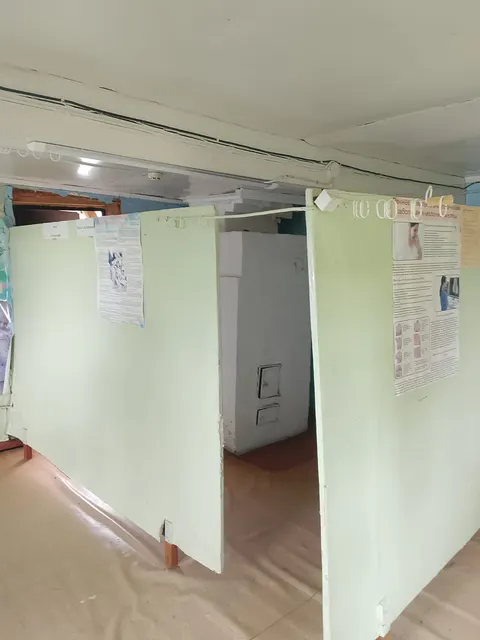 Государственное имущество, находящееся в собственности Республики Коми, расположенное по адресу: Республика Коми, Сыктывдинский район, д. Красная, д. 66, с земельным участком