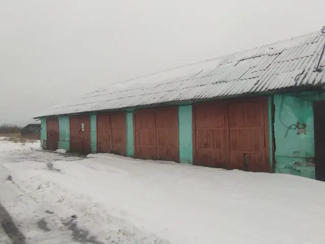 Лот № 5 - Нежилое здание с кадастровым номером 45:20:012001:236 (гараж)