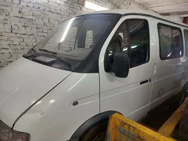 Автобус на 6 мест, модель ТС: ГАЗ-2217, идентификационный № (VIN): XTH22170020050360, категория ТС: B, год изготовления 2002