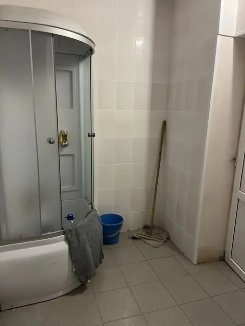 Объект аренды, площадь 506,80 кв. м., номер на поэтажном плане 1 этажа: 13-42,   адрес (местонахождение) объекта: Ставропольский край, муниципальный округ Нефтекумский, город Нефтекумск, микрорайон 5-й, здание 1, помещение 13/42