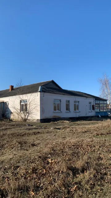 Имущественный комплекс, состоящий из: здание с кадастровым номером 23:11:0103096:27, назначение: нежилое, площадь 370,6 кв.м.; здание с кадастровым номером 23:11:0103073:341, назначение: нежилое, площадь 7 кв.м.; земельный участок с кадастровым номером 23:11:0103073:19  площадью 4078 кв.м., забор, калитка, АОГВ в количестве 2 шт.