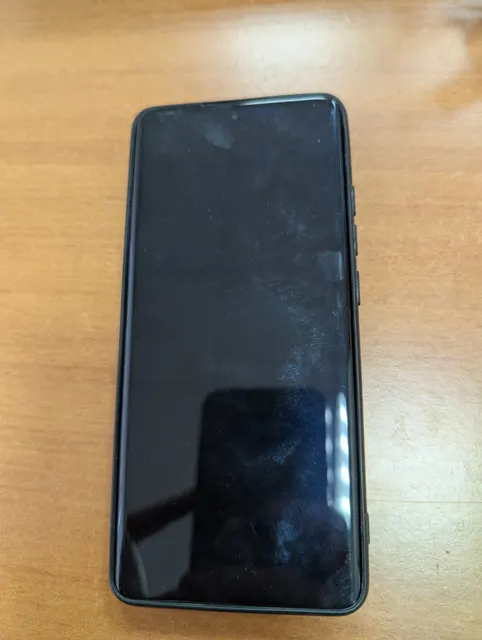 Мобильный телефон Xiaomi 12  (1 шт.) (в качестве годных остатков)
