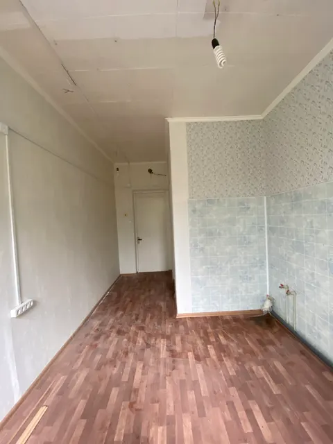 Лот 2(6) Краснодарский край, г. Краснодар, Прикубанский округ,                                 п. Белозерный, № 12/1, нежилые помещения № 11, 12, общей площадью 18,1 кв.м, назначение: нежилое, наименование: помещения № 11,12, 2-го этажа здания литер А1, этаж № 2