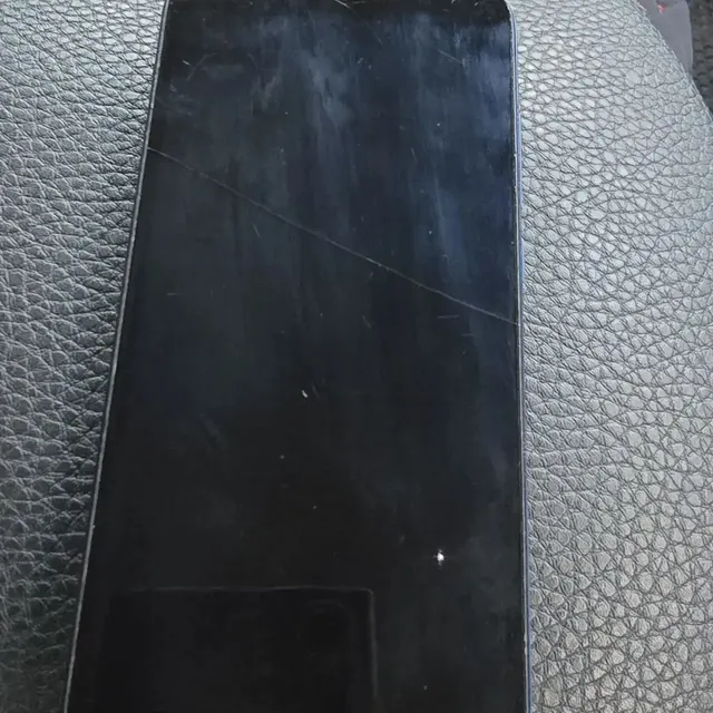 Сотовый телефон  марки Redmi 7A — 1 шт.