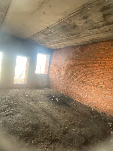 Нежилое здание с. Красный Яр, ул. Молодежная, 26б кадастровый номер 64:38:090138:521 Земельный участок с. Красный Яр, ул. Молодежная, 26б Кадастровый номер 64:38:090138:538