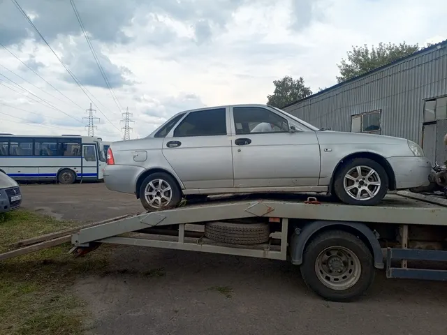 Автомобили, мотоциклы.