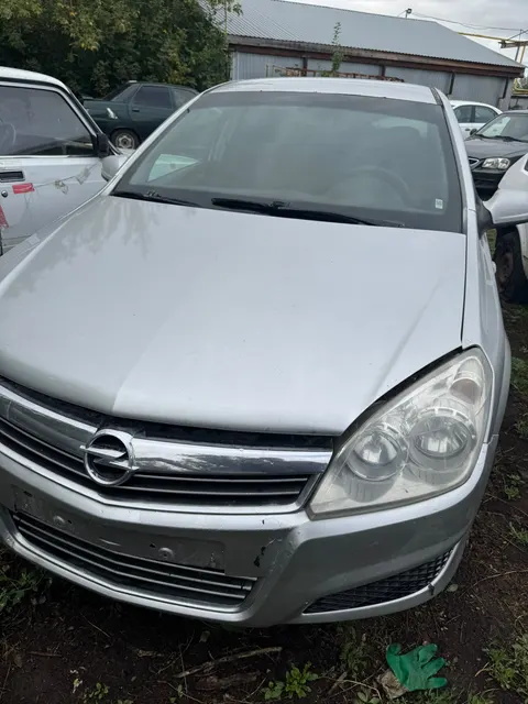 Лот №33 – Автомобиль Opel Astra, 2007 г.в. (64-011712)