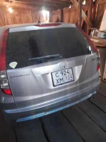 (повторные торги) Легковой автомобиль HONDA STREAM, 2009 г.в., г/н С924ХМ124, VIN отсутствует, № кузова RN63001284, цвет серый. Идентификационные номера не сверялись, рабочее состояние не проверялось, автомобиль закрыт, ключи и документы отсутствуют. Должник Парамохин Е.С. Обременения: Залог, запреты на рег. действия. Начальная цена продажи 905675,45 руб. Задаток 136000,00 руб. (пор. 1764)