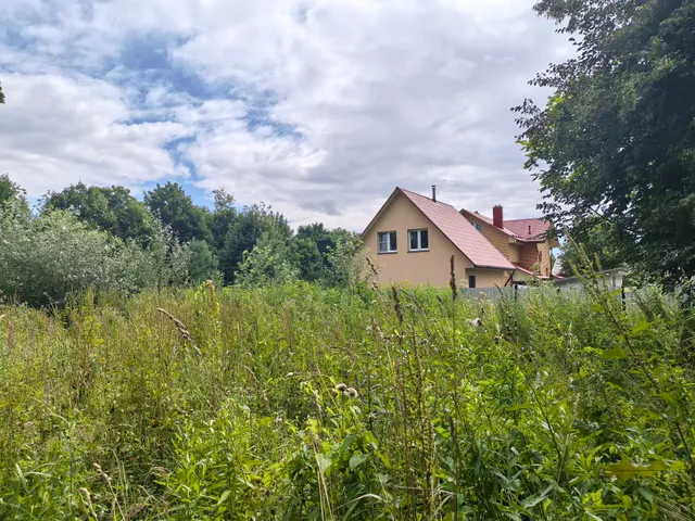 Продажа земельного участка с адресным ориентиром: город Москва, вн.тер.г. муниципальный округ Бекасово, деревня Юрьево, улица Липовая, земельный участок 11А общей площадью 972 кв.м, кадастровый номер: 77:21:0152002:384