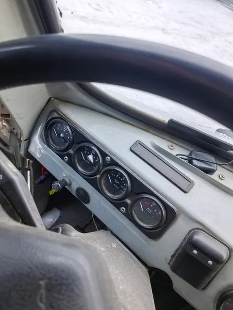 Автомобиль УАЗ-220695-04, 2012 года выпуска, г.р.з. Б/Н, VIN – ХТТ220695С0457578, тип ТС – специальный пассажирский, модель, № двигателя 409100*C3021721, шасси (рама) № 220695C0478870, кузов (кабина) № 220600C0204838, цвет кузова – белая ночь, ПТС 73 НМ 233065