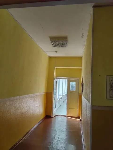 Нежилое здание