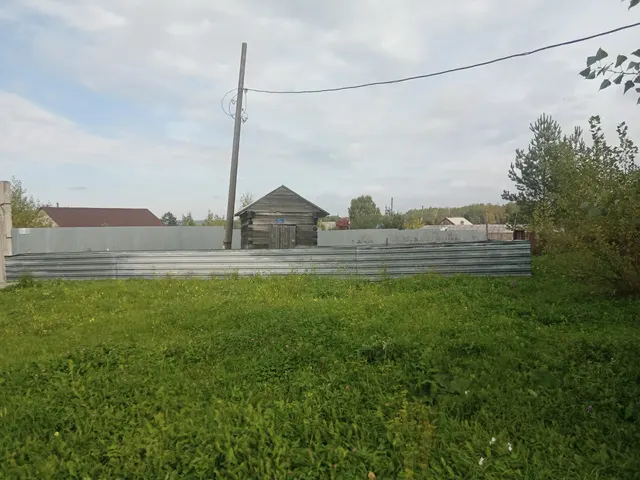сооружение (ВНБ) по адресу: Россия, Красноярский край, Большемуртинский р-н, пгт. Большая Мурта, ул. Советская, соор. 156, строение 4 с земельным участком; сооружение-скважина по адресу: Красноярский край, Большемуртинский р-н, рп. Большая Мурта, ул. Советская, 156, стр. 5 с земельным участком