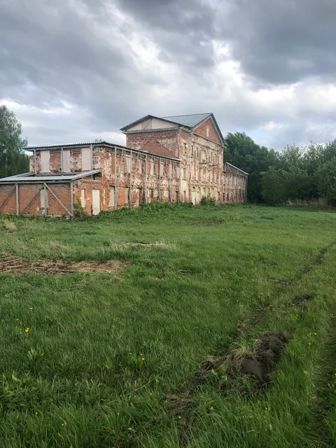 «Главный корпус», 1790 г., входящий в состав объекта культурного наследия федерального значения «Промышленно-усадебный комплекс», 1790 г., площадью 742,3 кв.м, кн 62:21:0060101:3104; «Здание кузницы», 1790 г., входящее в состав объекта культурного наследия федерального значения «Промышленно-усадебный комплекс», 1790 г., площадью 87,8 кв.м, кн 62:21:0060101:3130, по адресу: Рязанская область, муниципальный район Старожиловский, сельское поселение Мелекшинское,  с. Ко