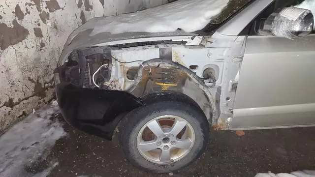 Автомобиль марки "Хенде Туксон", VIN-номер KMHJM81BP7U719823, без грз