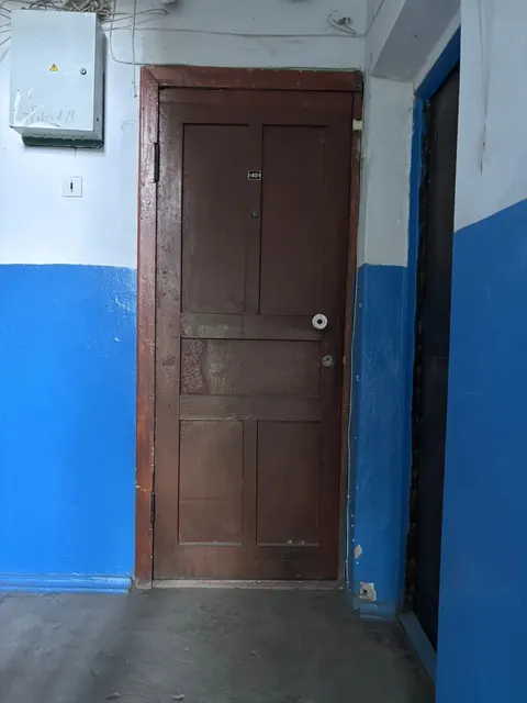 Жилое помещение, квартира площадью 30,20 кв.м. (общая долевая собственность, доля в праве 1/4),  кадастровый № 61:49:0010240:495, должник Коршунова Н.В., (Поручение ТУ Росимущества в РО от 02.10.2026 № 61-1773-У). Адрес (местоположение): Ростовская область, г. Гуково, ул. Ковалева, д. 33, кв. 40.