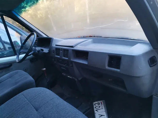 Автомобиль ГАЗ-2705