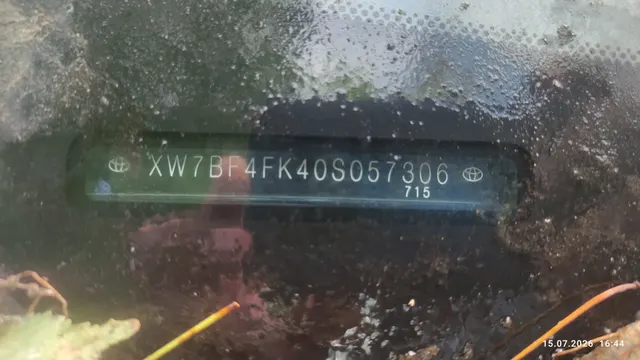Транспортное средство TOYOTA Camry