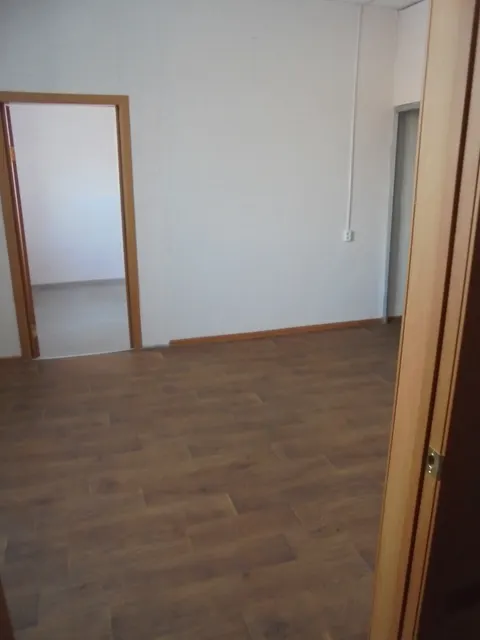 Помещение общей площадью 319,6 кв.м, с кадастровым номером 70:19:0000001:6985, расположенное по адресу: Российская Федерация, Томская область, Колпашевский муниципальный район, Колпашевское городское поселение, г. Колпашево, ул. Кирова, д. 36, помещение 9.