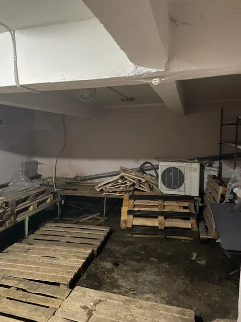 Нежилое помещение,  находящееся в казне городского округа город Кумертау Республики Башкортостан, расположенное по адресу: Республика Башкортостан,  город Кумертау, ул. К.Маркса, д. 13, помещение 5,   с кадастровым номером 02:60:010130:148