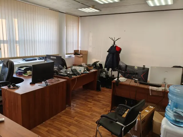 На право заключения договора аренды нежилого помещения 4 эт № 202, площадью 26,2 кв.м, расположенного в помещении с к/н 66:41:0106134:1608, по адресу: Свердл обл, г Екатеринбург, ул Культуры, д 2/пр-т Орджоникидзе, д 1, являющегося ОКН областного значения «Дом технической учёбы Уралмашзавода» сроком на 5 лет, находящегося в государственной собственности Свердловской области, закрепленного на праве оперативного управления за ГКУ СО «Распорядительная дирекция Мингосимущества Свердловской области"
