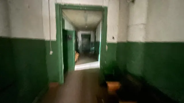 Объект муниципального нежилого фонда - одноэтажное нежилое здание площадью 99,2 кв. м (г. Саратов, п. Зональный, ул. Абрикосовая, д. № 44а) вместе с земельным участком площадью 360 кв. м (г. Саратов, ул. Абрикосовая, д. № 44 А в Волжском районе)