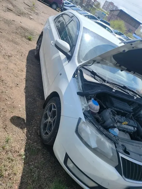 Транспортное средство Skoda Rapid, 2015 года выпуска, цвет - белый, идентификационный номер VIN XW8AD2NH1FK125545, государственный номер У075НК03.