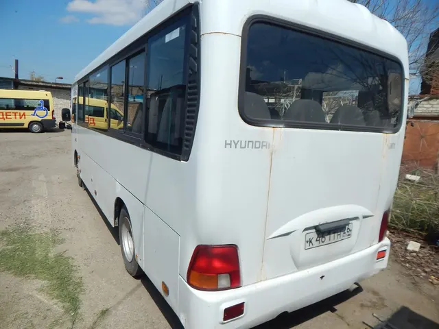 автобус марка, модель ТС – HYUNDAI HD (LWB) (County); идентификационный номер (VIN) – X7MHDB7DPAM004954;; наименование (тип ТС) - автобус; год изготовления ТС - 2010г.; модель, № двигателя –D4DD8361717; шасси (рама) № - X7MHDB7DPAM004954; кузов № (кабина, прицеп) -№ отсутствует; цвет – Белый; мощность двигателя л.с.(кВт) 145л.с. (106.6кВт) рабочий объем двигателя, куб.см 3907 куб. см тип двигателя дизель, D4DD экокласс третий паспорт технического средства – 61 МХ 890482