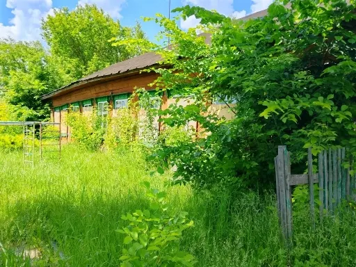 нежилое здание, общей площадью 199,3 кв.м., с кадастровым номером: 52:39:0090002:897, расположенное по адресу: Российская Федерация, Нижегородская обл., г.о.г. Кулебаки, р.п. Велетьма, ул. Прудовая, д. 14,  - нежилое здание, общей площадью 56,9 кв.м., с кадастровым номером: 52:39:0090002:905, расположенное по адресу: Российская Федерация, Нижегородская обл., г.о.г. Кулебаки, р.п. Велетьма, ул. Прудовая, д. 14, с  земельным участком, площадью 1680 кв.м., категория земель: земли населенных пункт