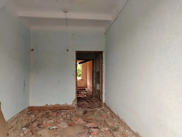 Нежилое  здание,  находящееся в казне городского округа город Кумертау Республики Башкортостан, расположенное по адресу: Республика Башкортостан,  город Кумертау, с. Маячный, ул. Гафури, д. 28, корпус 5  с кадастровым номером  02:60:020107:232