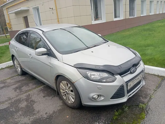 Легковой автомобиль FORD FOCUS