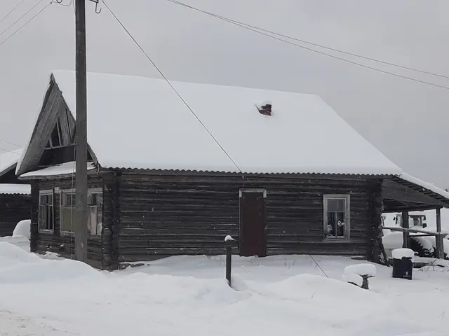 Здание, расположенное по адресу: Российская Федерация, Новгородская область, муниципальный район Маловишерский, сельское поселение Веребьинское, деревня Гарь, улица Центральная, дом 25,  общей площадью 84,7 кв.м, с кадастровым номером 53:08:0061601:145, назначение: нежилое.