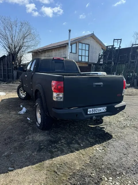Автомобиль «Тойота Тундра», г.р.з. В880ВК41rus.