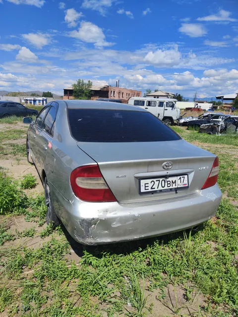 Транспортное средство марки «Toyota Camry» 2001 г.в.,  с государственным регистрационным номером Е270ВМ17.