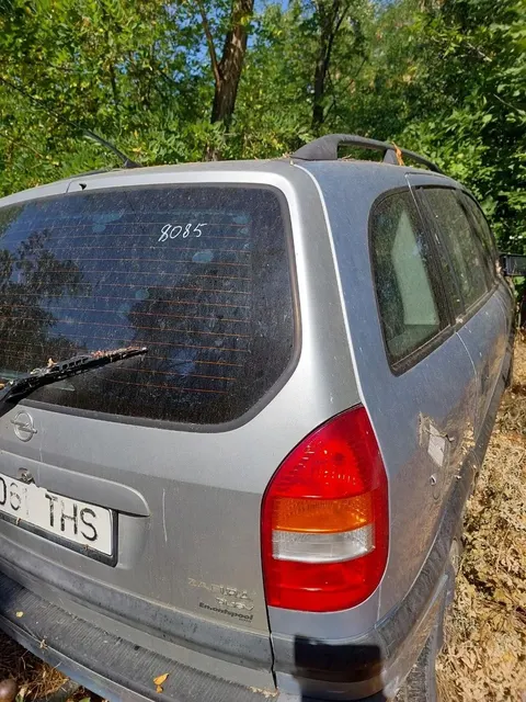 Автомобиль Opel Zafira, 2000 года выпуска, государственный регистрационный номер Эстонии 061THS, VIN: W0L0TGF75Y2224724.