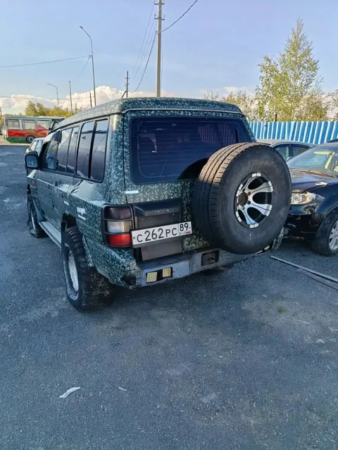 Автомобиль марки "Мицубиси Паджеро 2800 GL" VIN JMB0NV460XJ005325, 1998 г.в., г.р.з. С262РС89 (ключи и документы отсутствуют, техническое состояние не проверялось, пробег не известен). Имущество продается в том виде, в каком оно есть, в случае продажи возврату/обмену не подлежит. За скрытые дефекты имущества Продавец ответственности не несет.