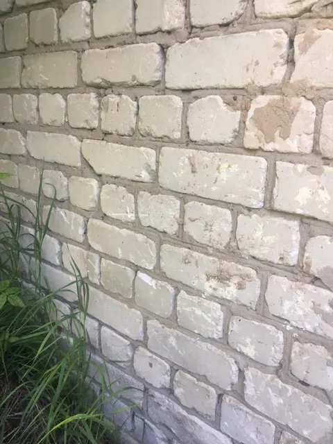 Здание котельной, 1-этежное, кирпичное, общая площадь 102,2 кв.м., кадастровый номер 44:24:160101:368, Год ввода в эксплуатацию 1968, с одновременным отчуждением земельного участка площадью 177 кв.м., с кадастровым номером 44:24:160101:368, категория земель-земли населенных пунктов, вид разрешенного использования - коммунальное обслуживание