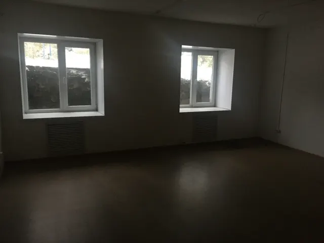 Нежилое помещение с кадастровым номером 10:01:0010142:591, общей площадью 203,3 кв.м, находящееся в подвале многоквартирного дома, расположенного по адресу: Республика Карелия, г. Петрозаводск, ул. Максима Горького, дом 10, помещение 1