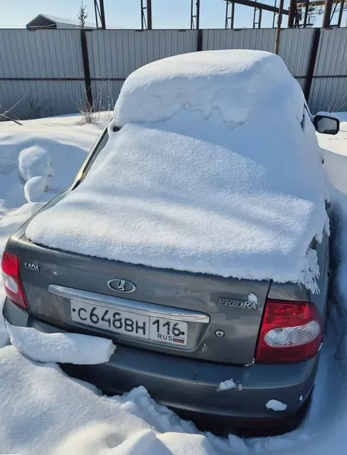 Автомобиль марки ЛАДА   ПРИОРА  (648)